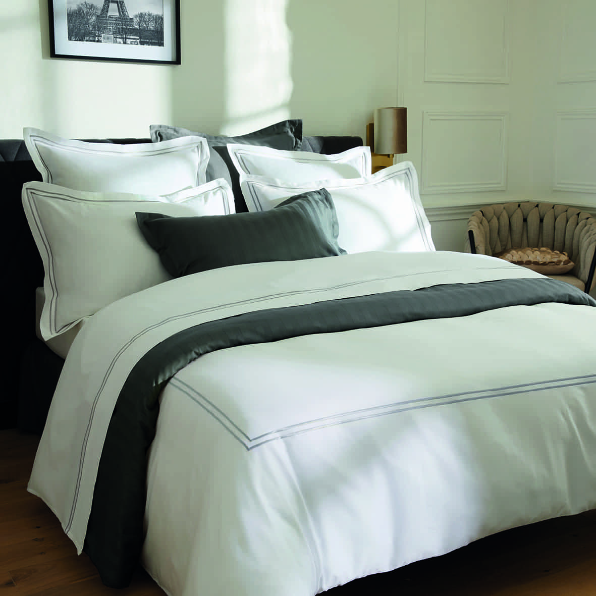 Set de 2 taies d'oreiller satin de coton - Biarritz Grey / Blanc - 2 x (63 x 63 cm) – Image 2