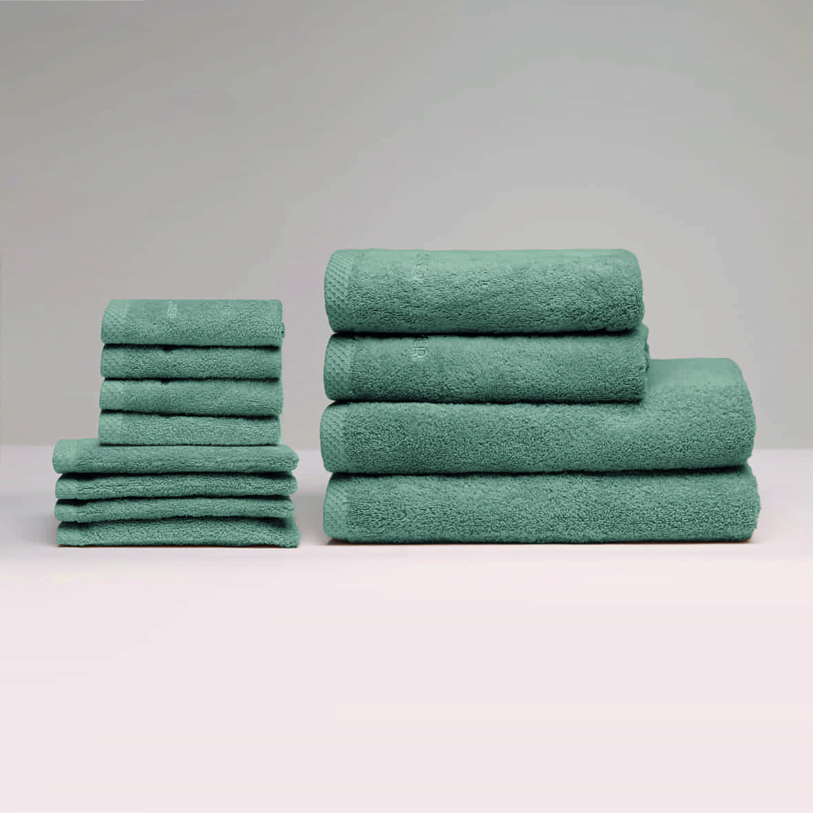 Ensemble complet de linge de bain coton peigné LT - Oasis Vert bouteille - 2 x (50 x 100 cm) + 2 x (70 x 140 cm) + 4 x (15 x 21 cm) + 4 x (30 x 30 cm)