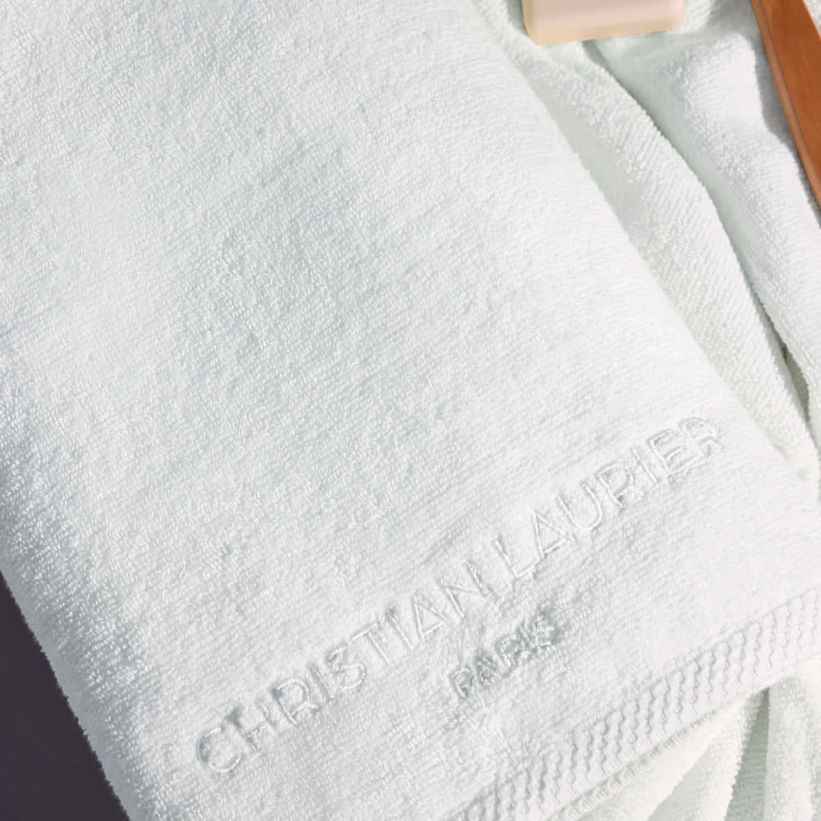 Drap de bain coton peigné LT - Oasis Blanc - 2 x (70 x 140 cm) – Image 3