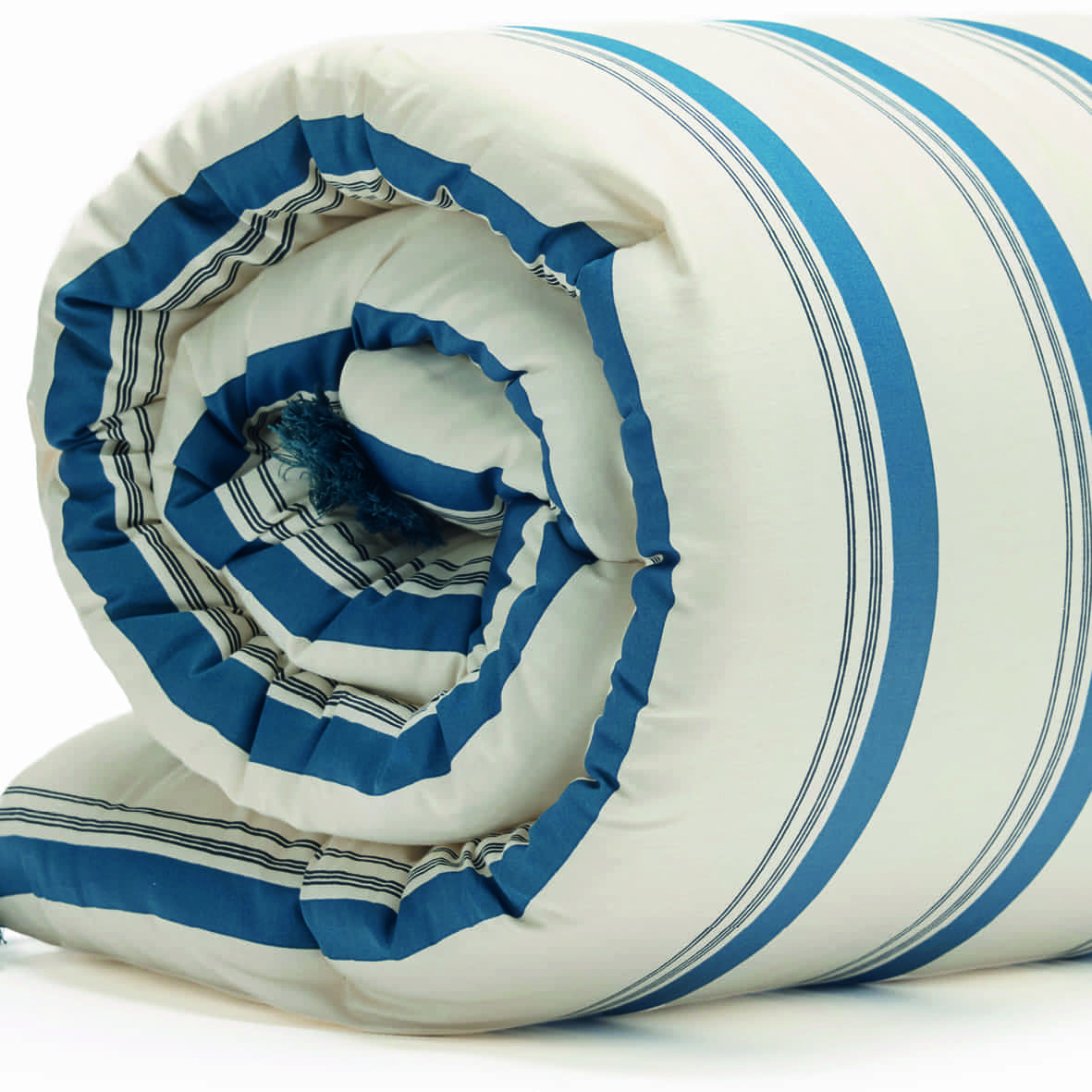 Édredon avec glands satin de coton - Mateo Blanc / Bleu - 140 x 200 cm – Image 2